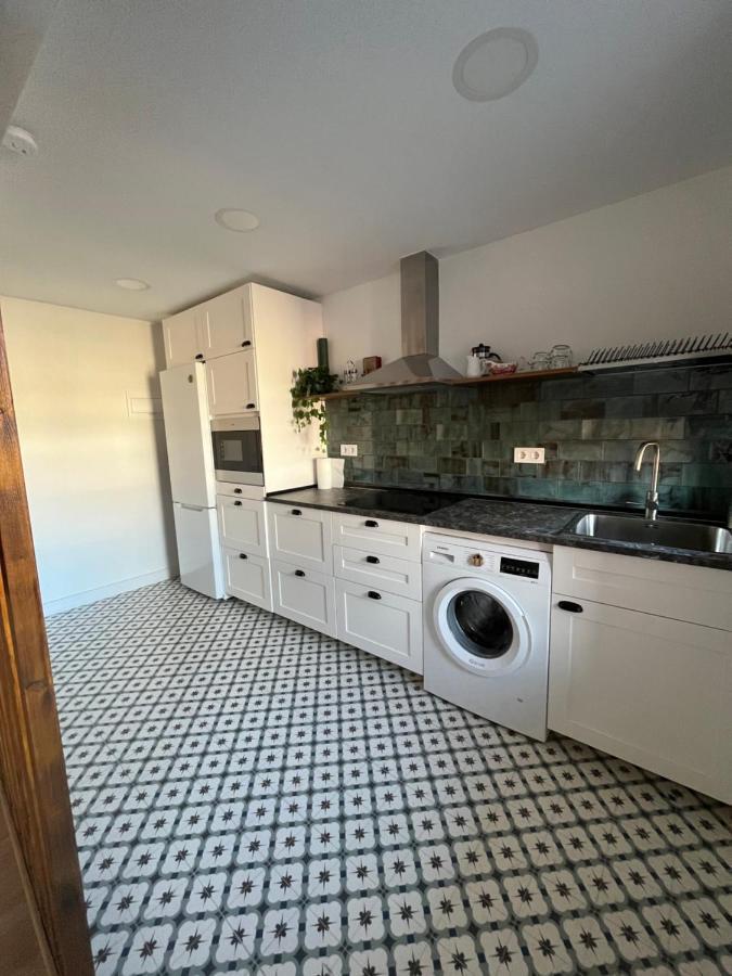 Apartment For 4 In Lejona Casa Natalia No Elevator Екстериор снимка