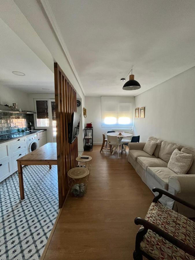 Apartment For 4 In Lejona Casa Natalia No Elevator Екстериор снимка